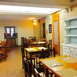 Hostel Albergue Uncastillo *