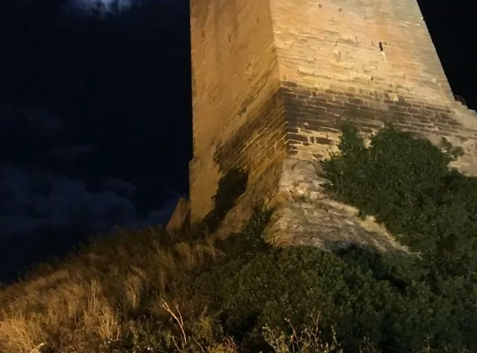 Albergue Uncastillo Albergue *