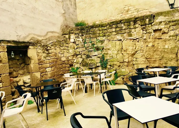 Bar Restaurante De * Uncastillo